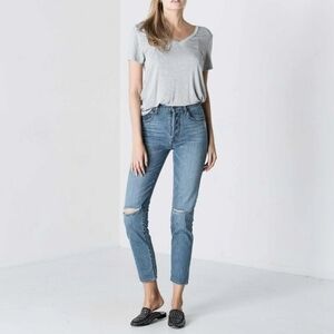 DSTLD High Waisted Ripped Mom Jeans NWT